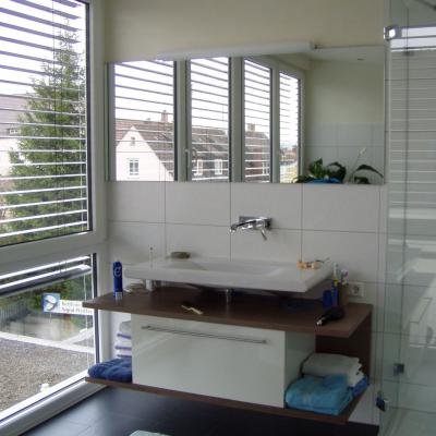 Badezimmermoebelweisskolzdekordunkel 2