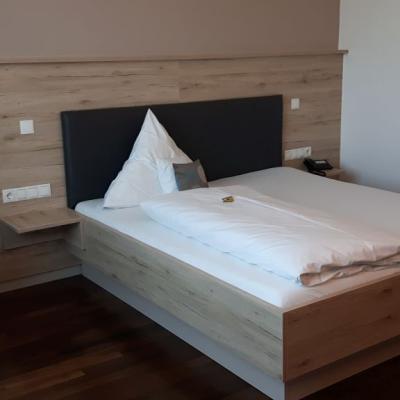 Hotelbettklosterroggenburg 3