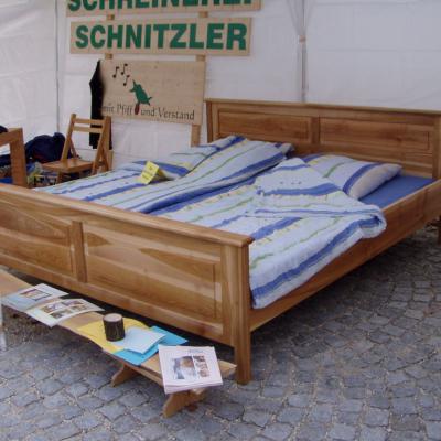 Schlafzimmerkirschholzstreifig 3