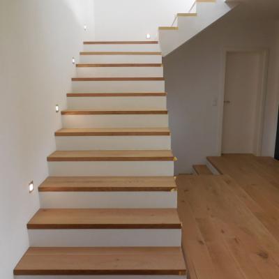Treppenstufenausriemenboeden 4