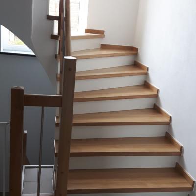 Treppenstufeneichemassivmitgelaender 6