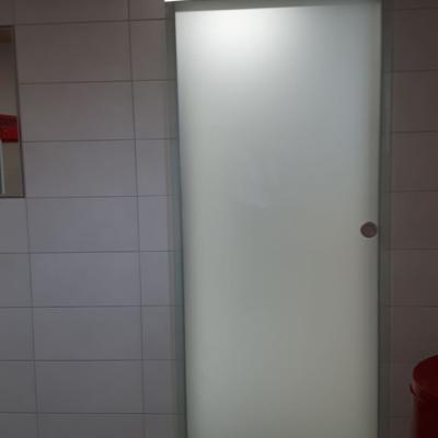 Ganzglasschiebetueremattglas 1