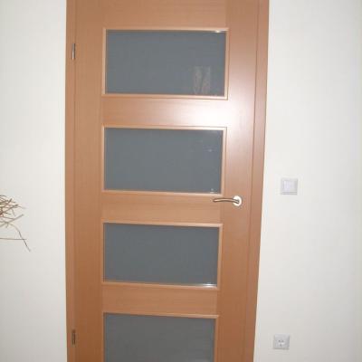 Tuerenbuchemitfuellunginmattglas 3