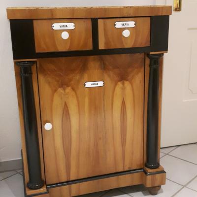 Kirschbaummoebelaltaufrichten 1