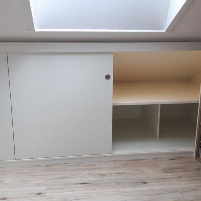 Dachschraegeschraenkemitbeleuchtung 3