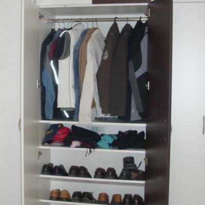 Einbaugarderobenschrank 1
