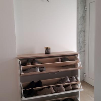 Schuchschrankmittagesgarderobe 1