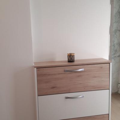 Schuchschrankmittagesgarderobe 3