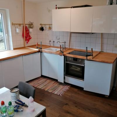 Kuechenarbeitsplattebuchebaumkante 1