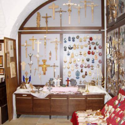 Klosterroggenburgladen 16